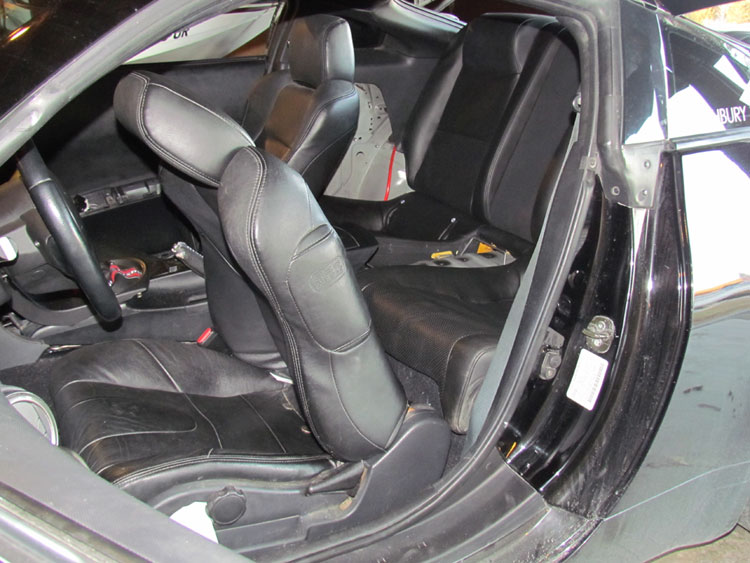 How Many Seats Does A 350z Have