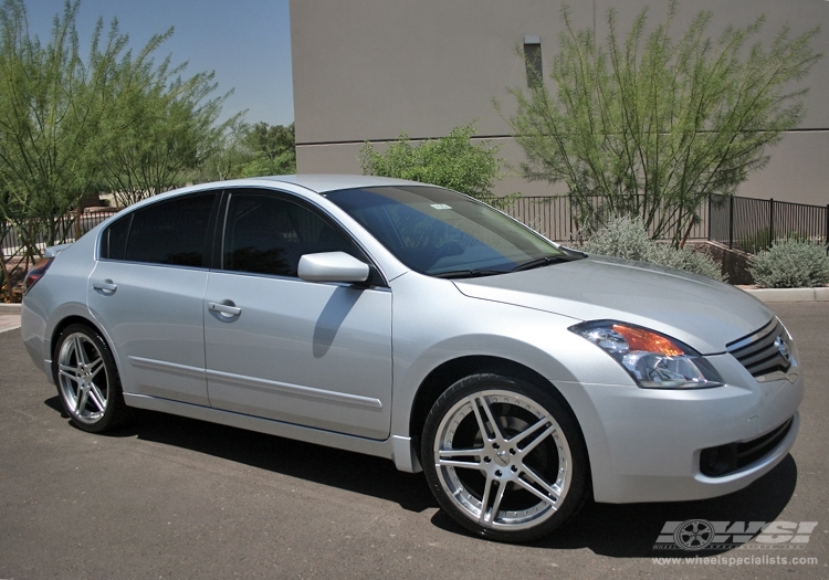 2007 Nissan Altima With Rims