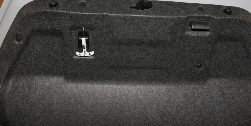 How To Open Nissan Murano Trunk From Inside 2009-2014 How to Open Trunk from Inside Car Using Emergency Release on