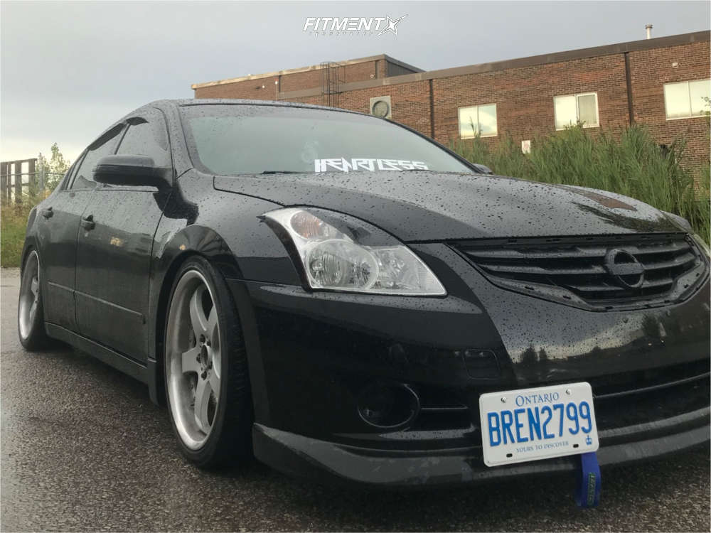 2011 Nissan Altima With Rims