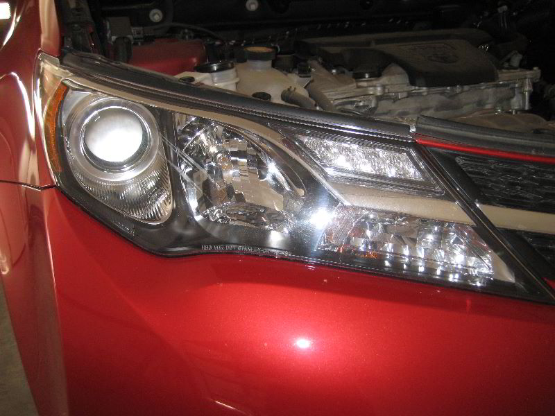 2016 Toyota Rav4 Headlight Bulb Replacement