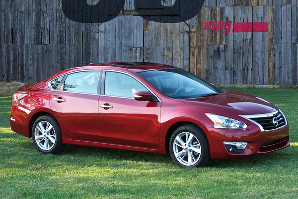 Price Of A Nissan Altima 2013
