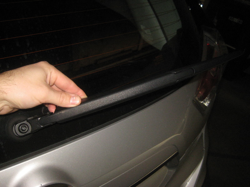 Nissan Rogue Rear Window Replacement