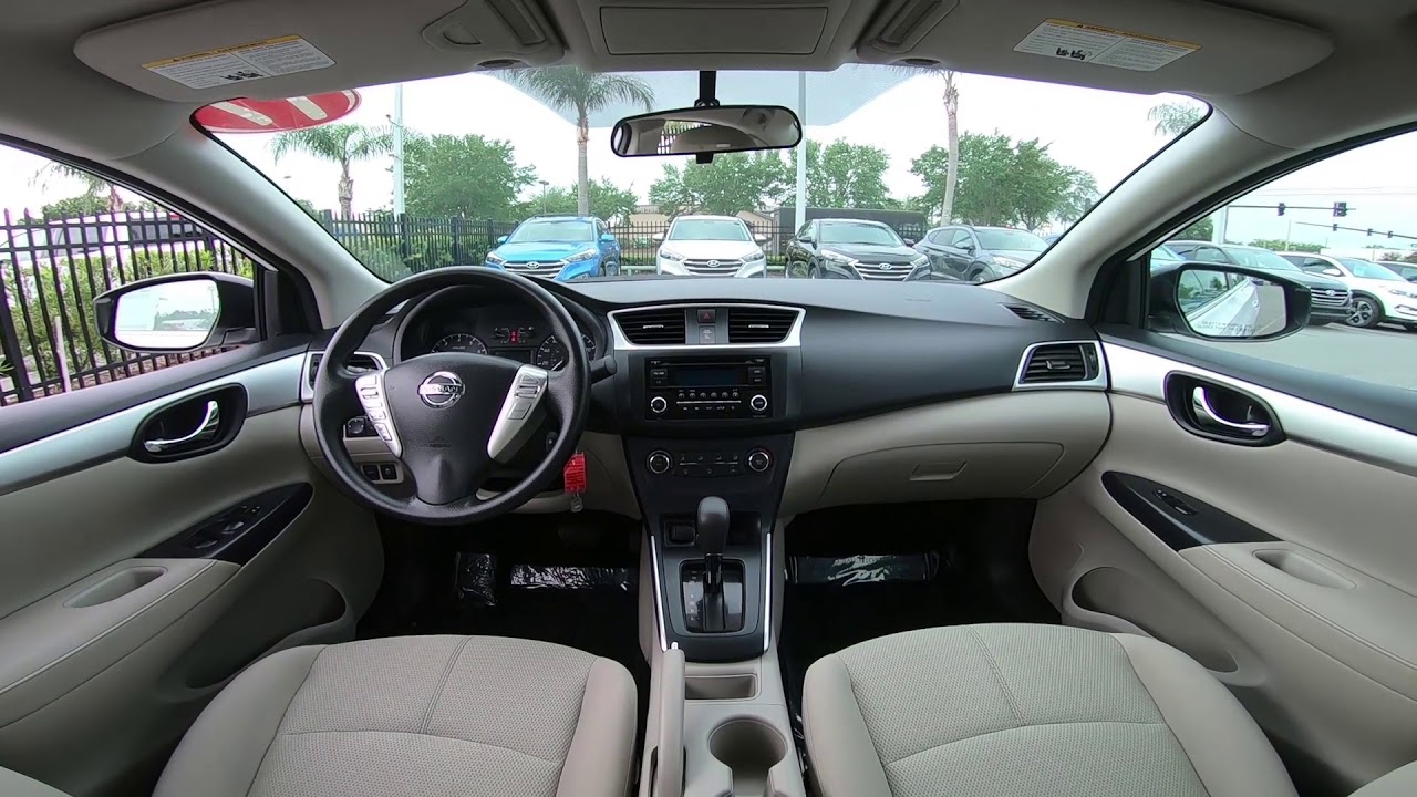 2017 Nissan Sentra S Interior