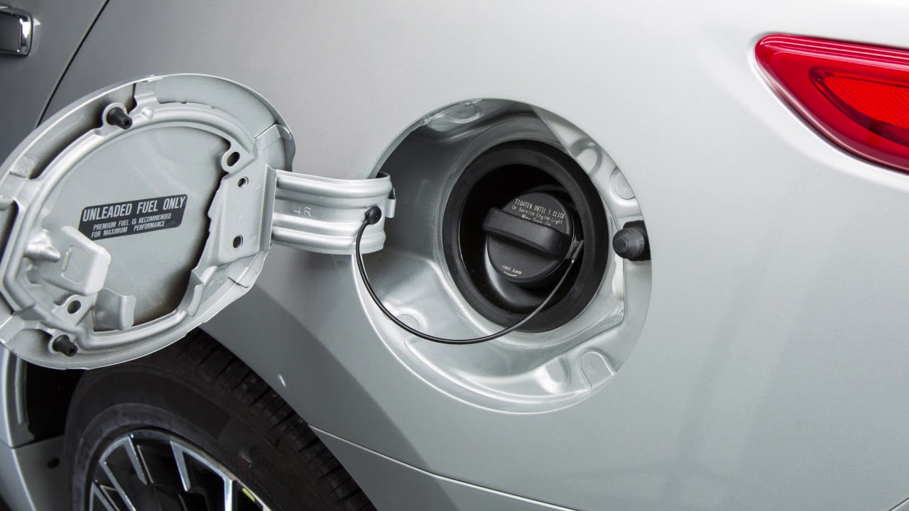 How To Open Nissan Maxima Gas Tank 2018 Nissan Maxima - Fuel Functions - YouTube