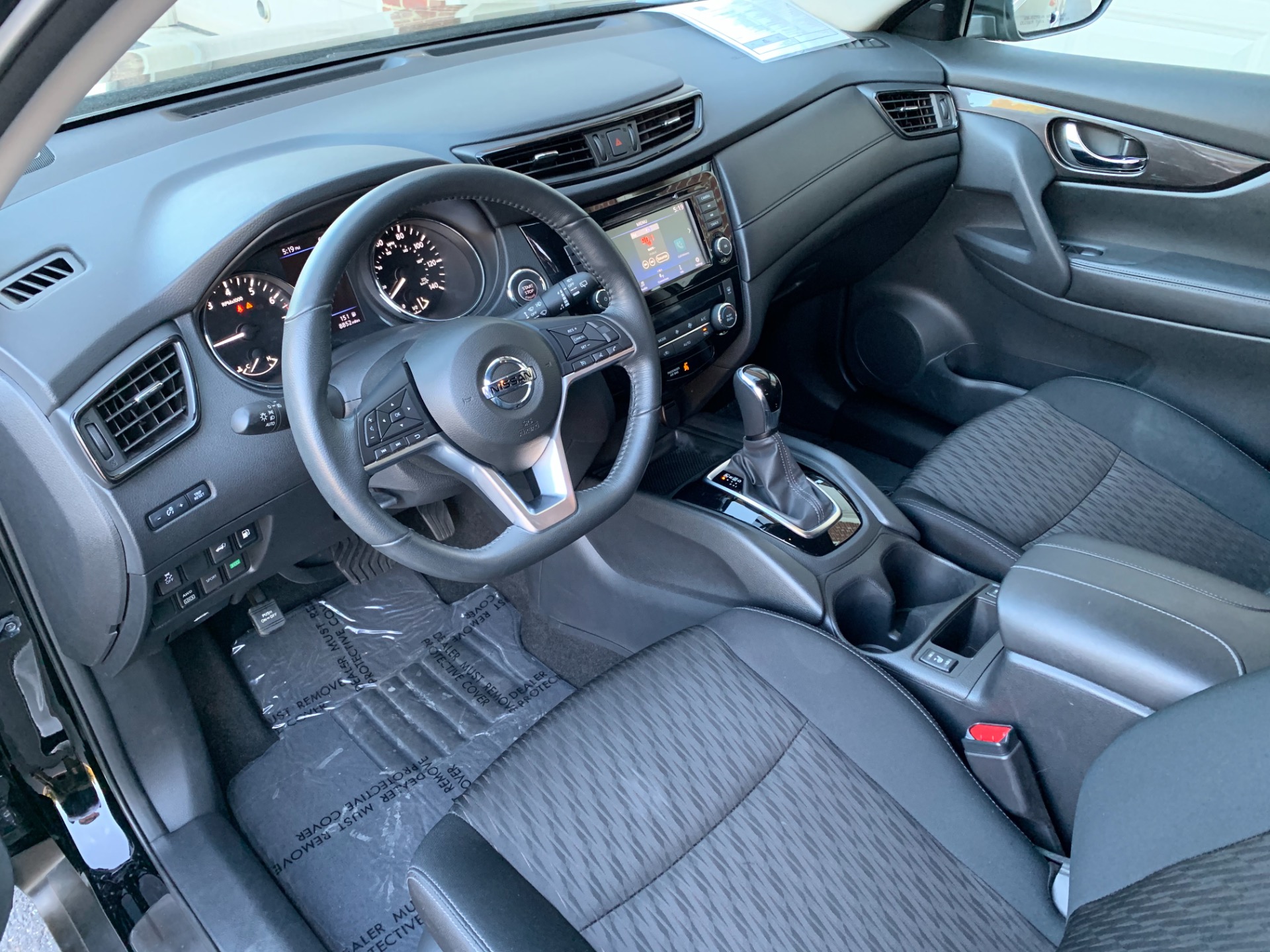 2018 Nissan Rogue Sv Interior