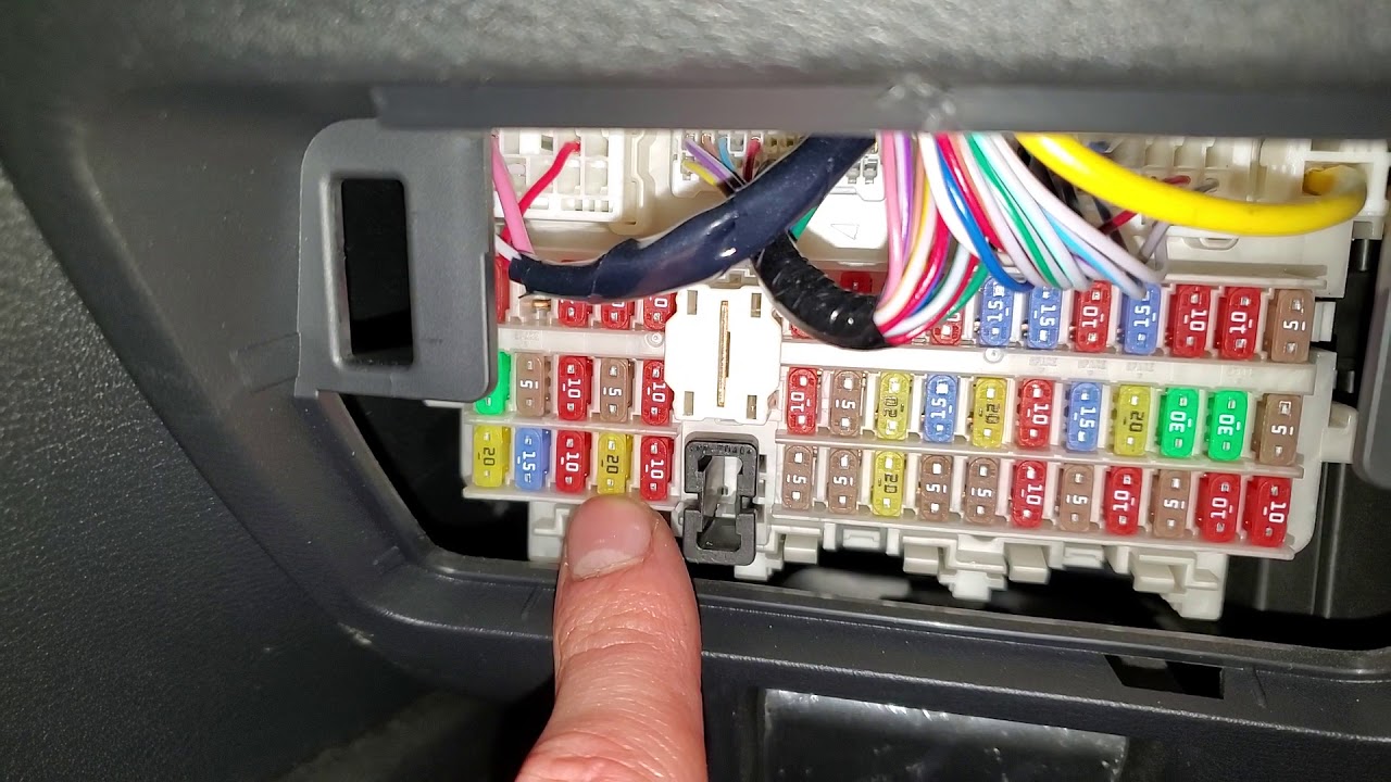 2019 Nissan Altima Fuse Box Location
