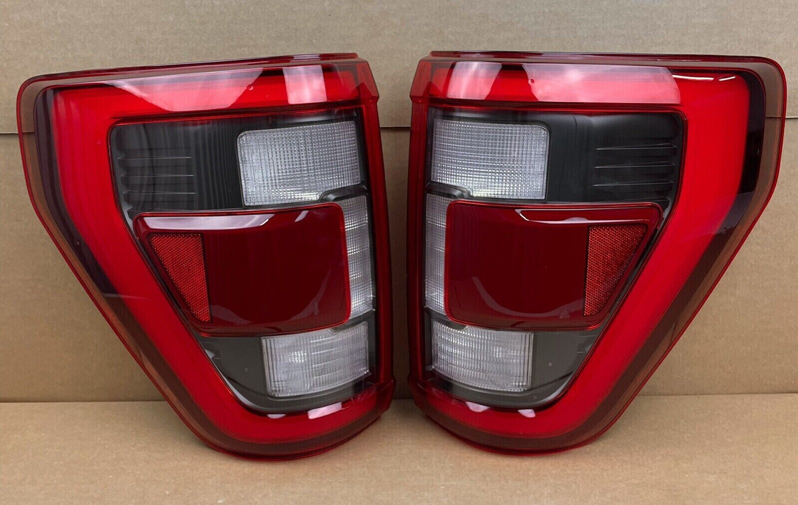 2017 Ford F150 Tail Light With Blind Spot