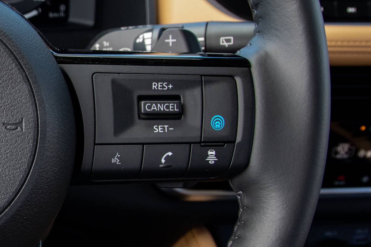 2023 Nissan Rogue Steering Wheel Controls