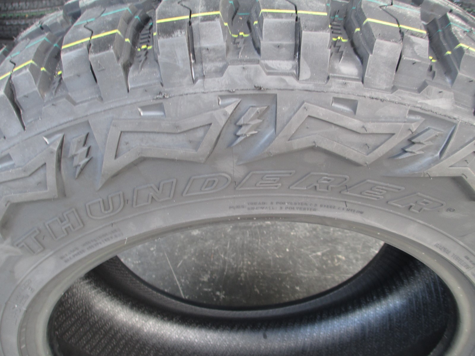 31 10.50 R15 Mud Tires Cheap