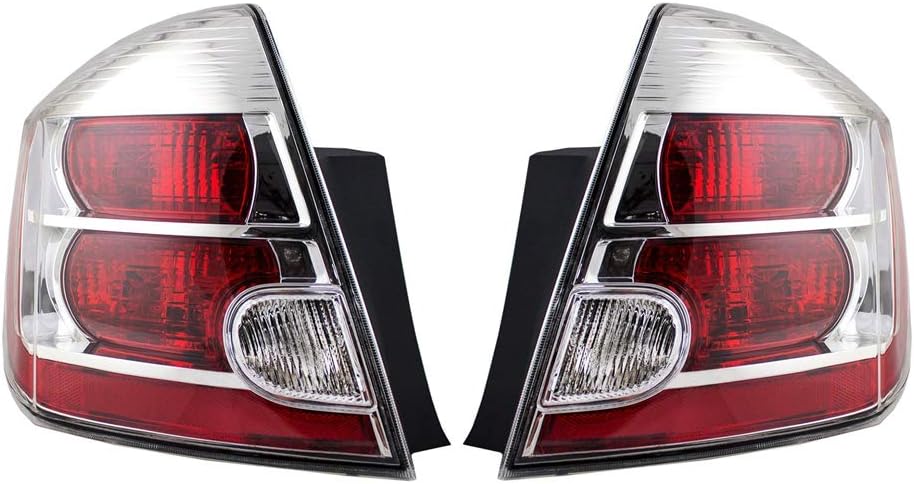 2007 Nissan Sentra Tail Light