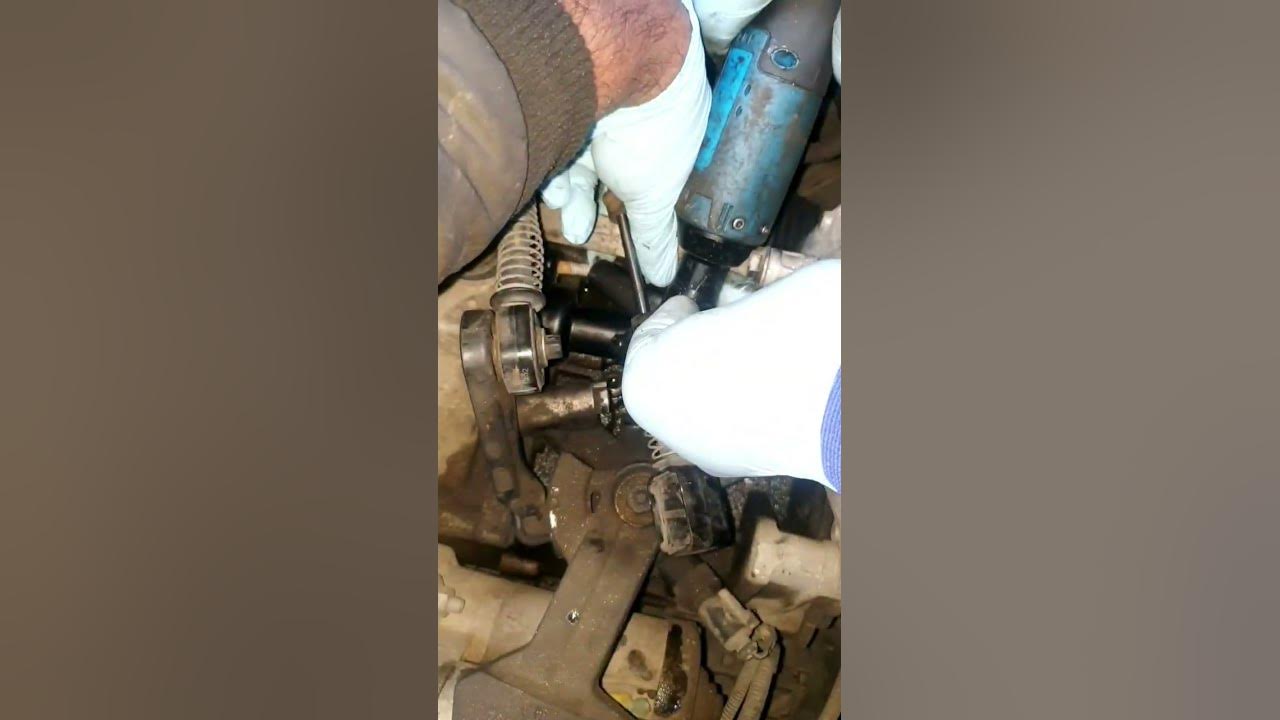 How To Change Clutch Slave Cylinder Audi A3 Clutch Slave Cylinder Replacement - YouTube