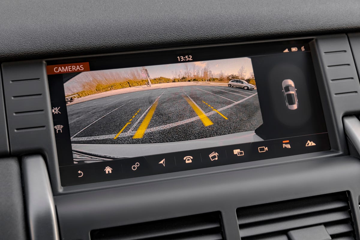 Nissan Rogue Rear View Camera