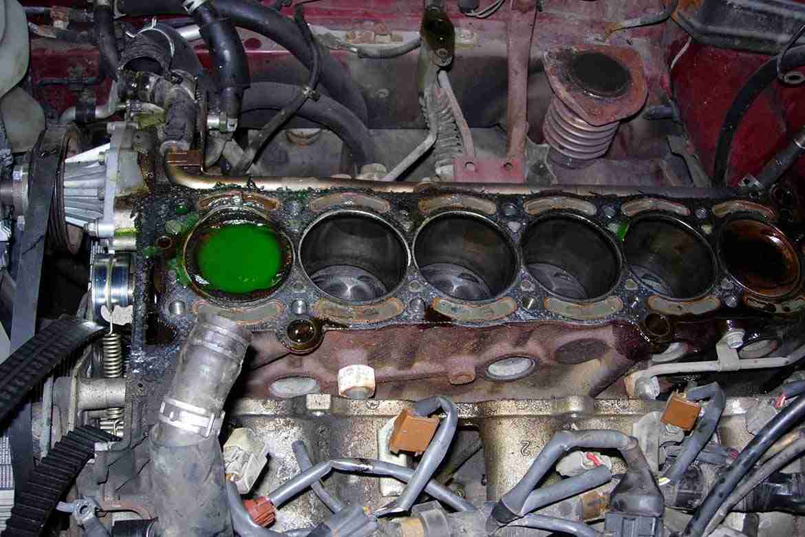 How To Tell If You Have Blown A Head Gasket