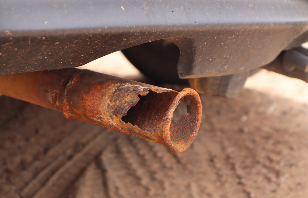 Exhaust Pipe Broken At Flange