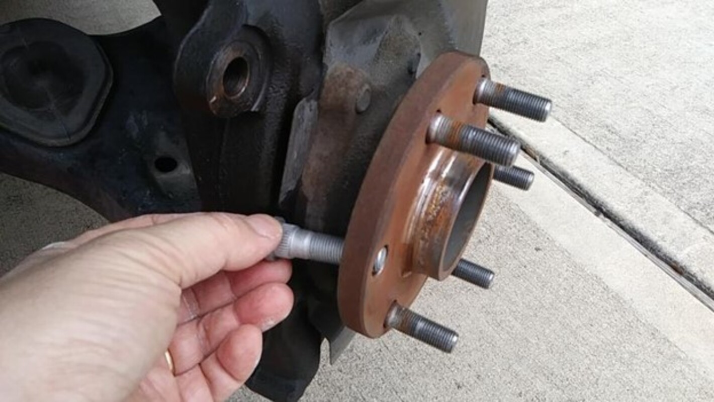 How To Replace Broken Lug Nut Stud Broken Wheel Lug Stud Replacement - Classic Auto Advisors