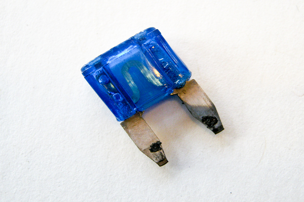 How To Check Cigarette Lighter Fuse