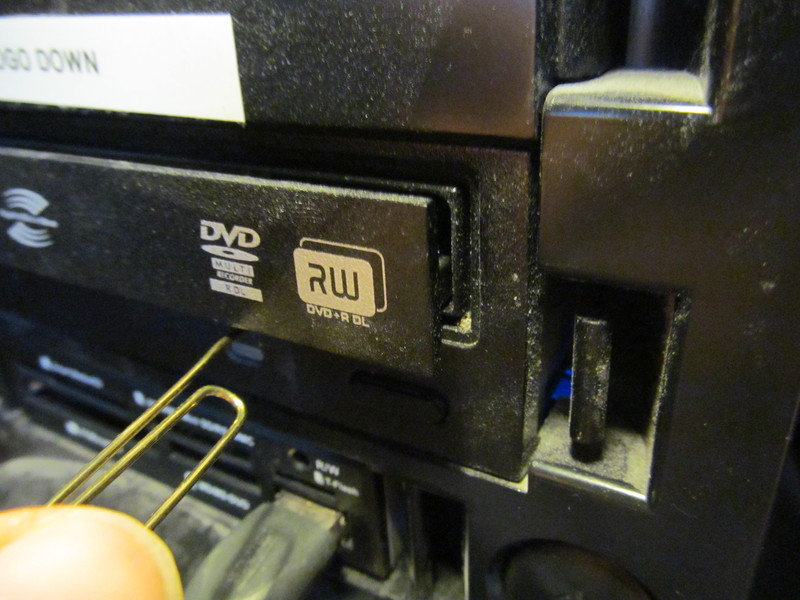 How To Remove Cd Stuck In Cd Player
