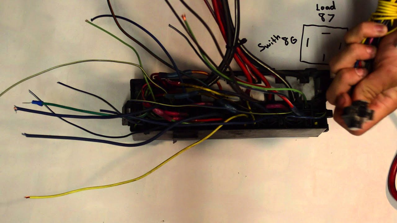 How To Remove A Relay From Fuse Box