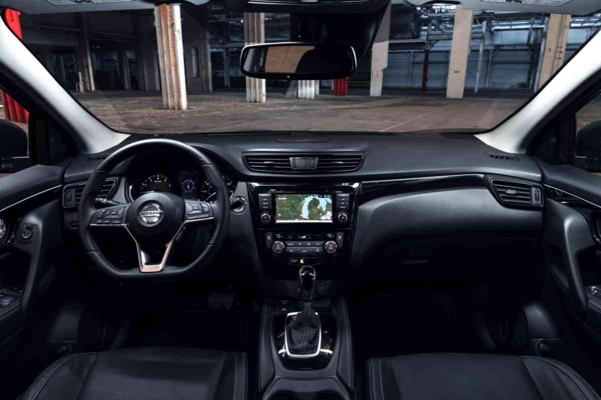 Does Nissan Rogue Automatically Lock When Car Is Off