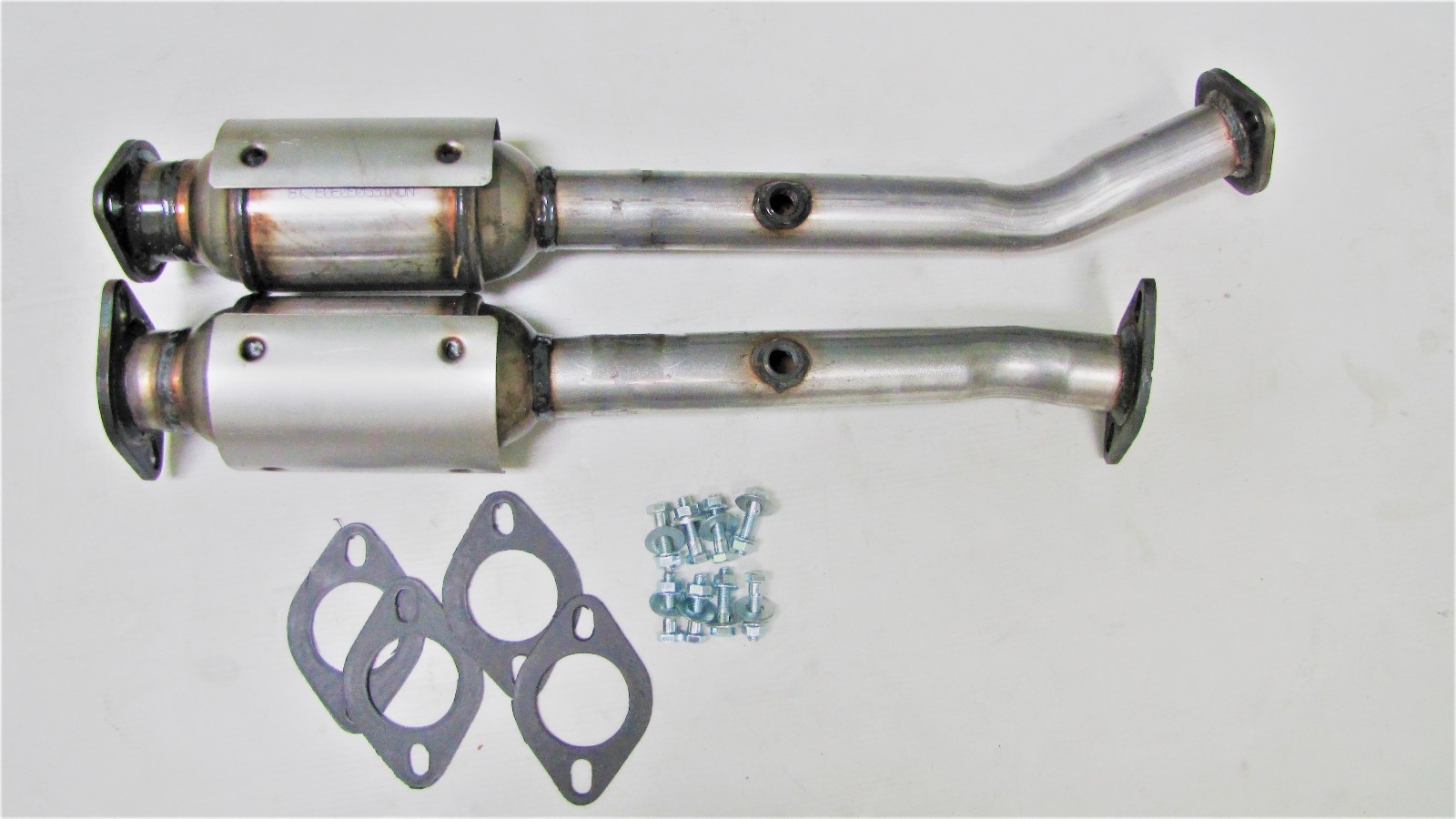 2005 Nissan Titan Catalytic Converter
