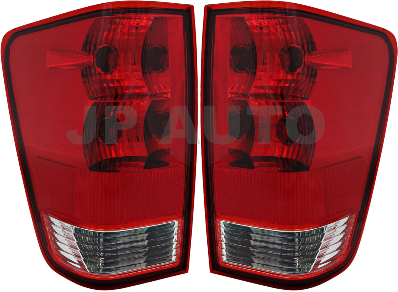 2004 Nissan Titan Tail Light