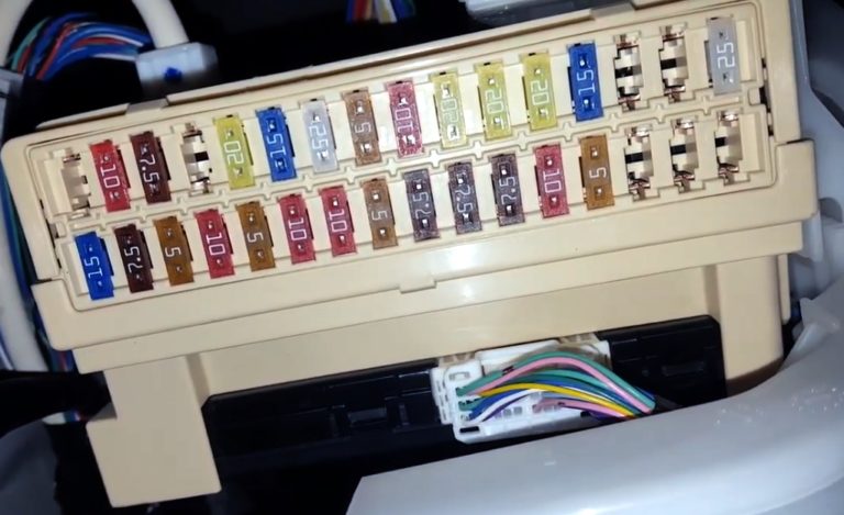 2019 Toyota Corolla Fuse Box Diagram