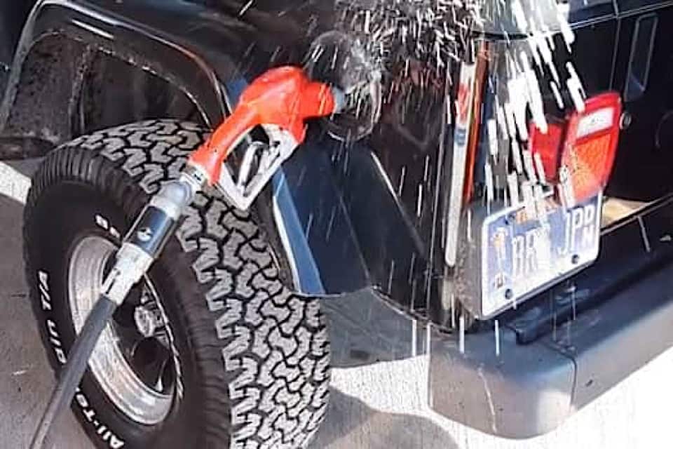 Gas Overflows When Filling Up