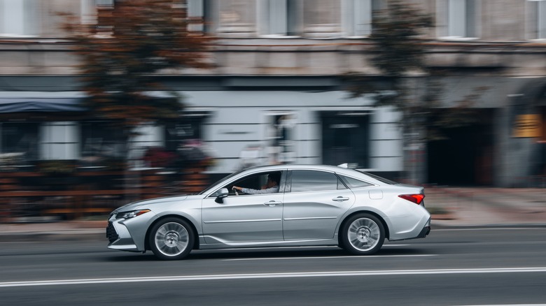 Why Was The Toyota Avalon Discontinued