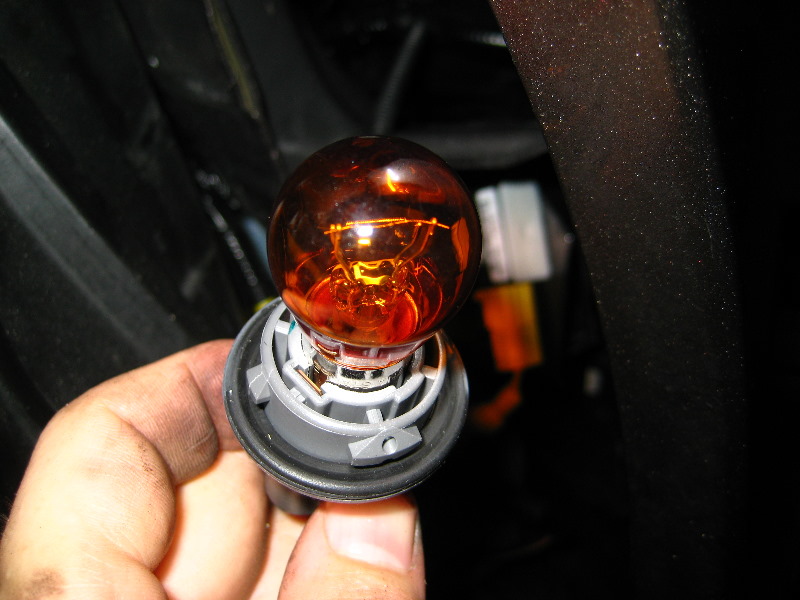 2010 Honda Civic Headlight Bulb Replacement