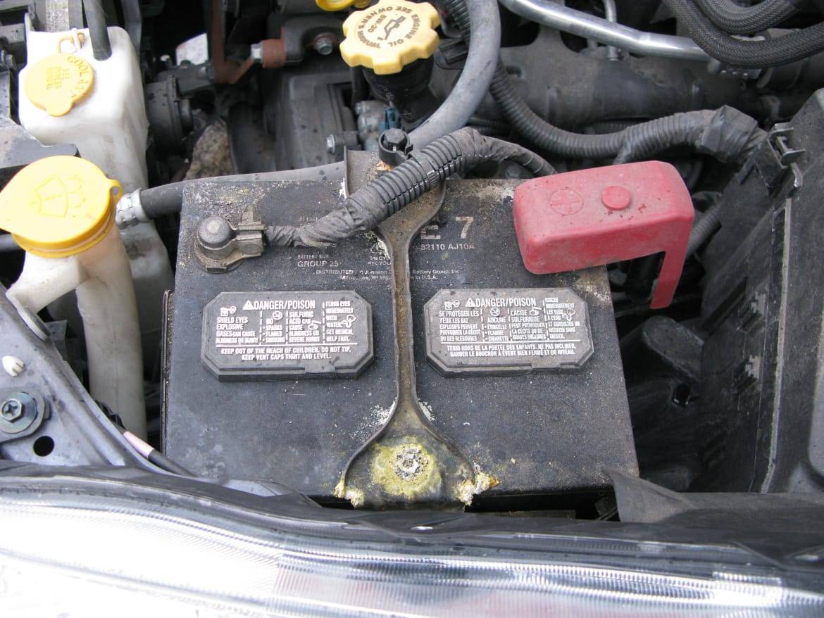 How Long Does A Battery Last On A New Car