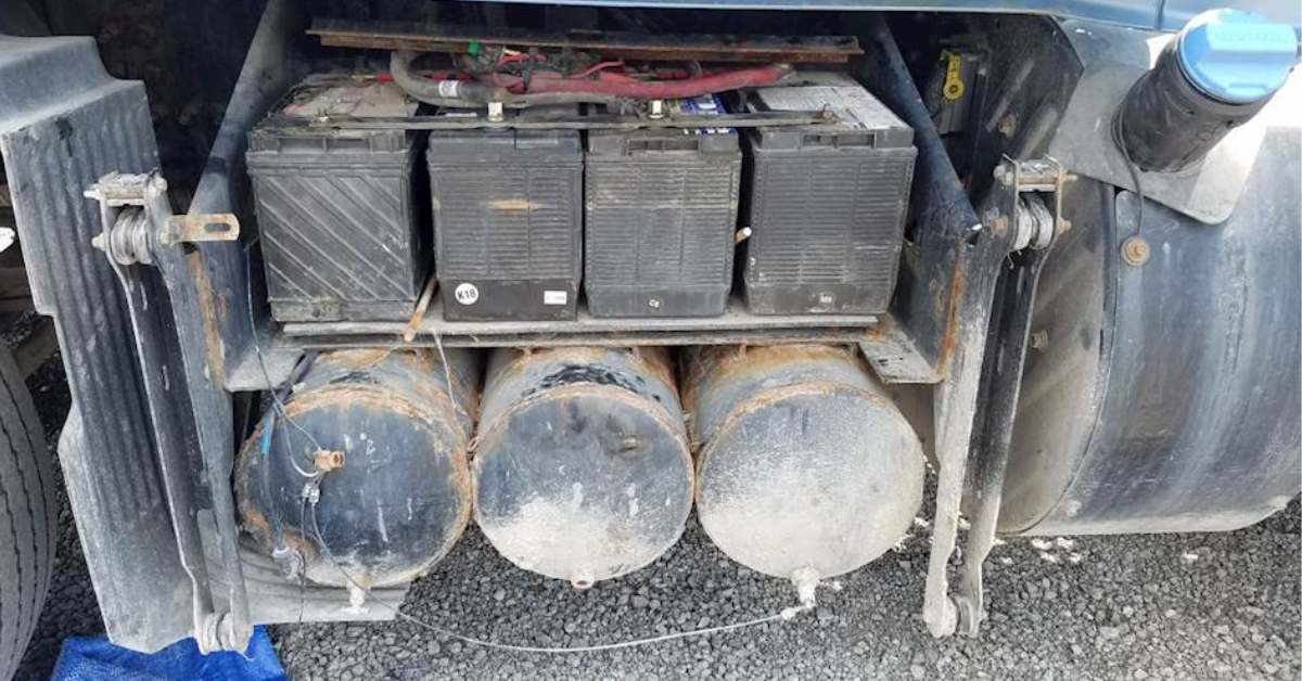 How Many Batteries Does A Semi Truck Have