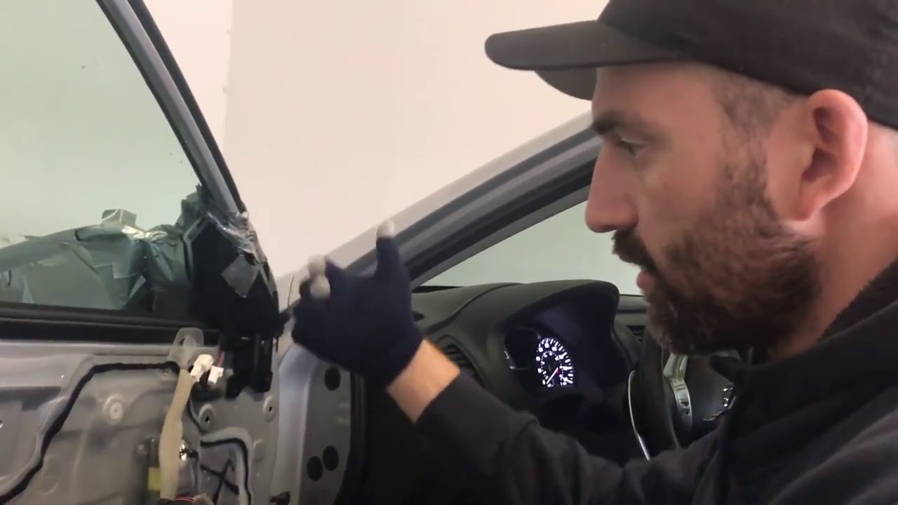 A Guide To Fixing Your 2015 Nissan Altima Passenger Side Mirror