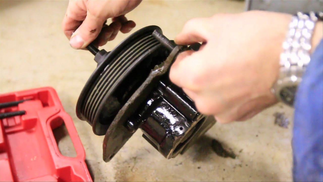 How To Change A Steering Pump How to change your Power Steering Pump - YouTube