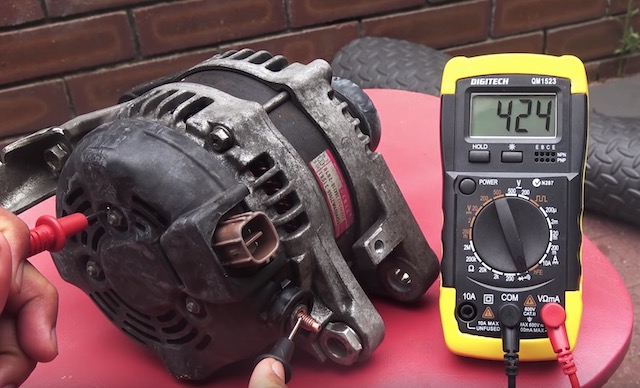 How To Check Alternator On Car
