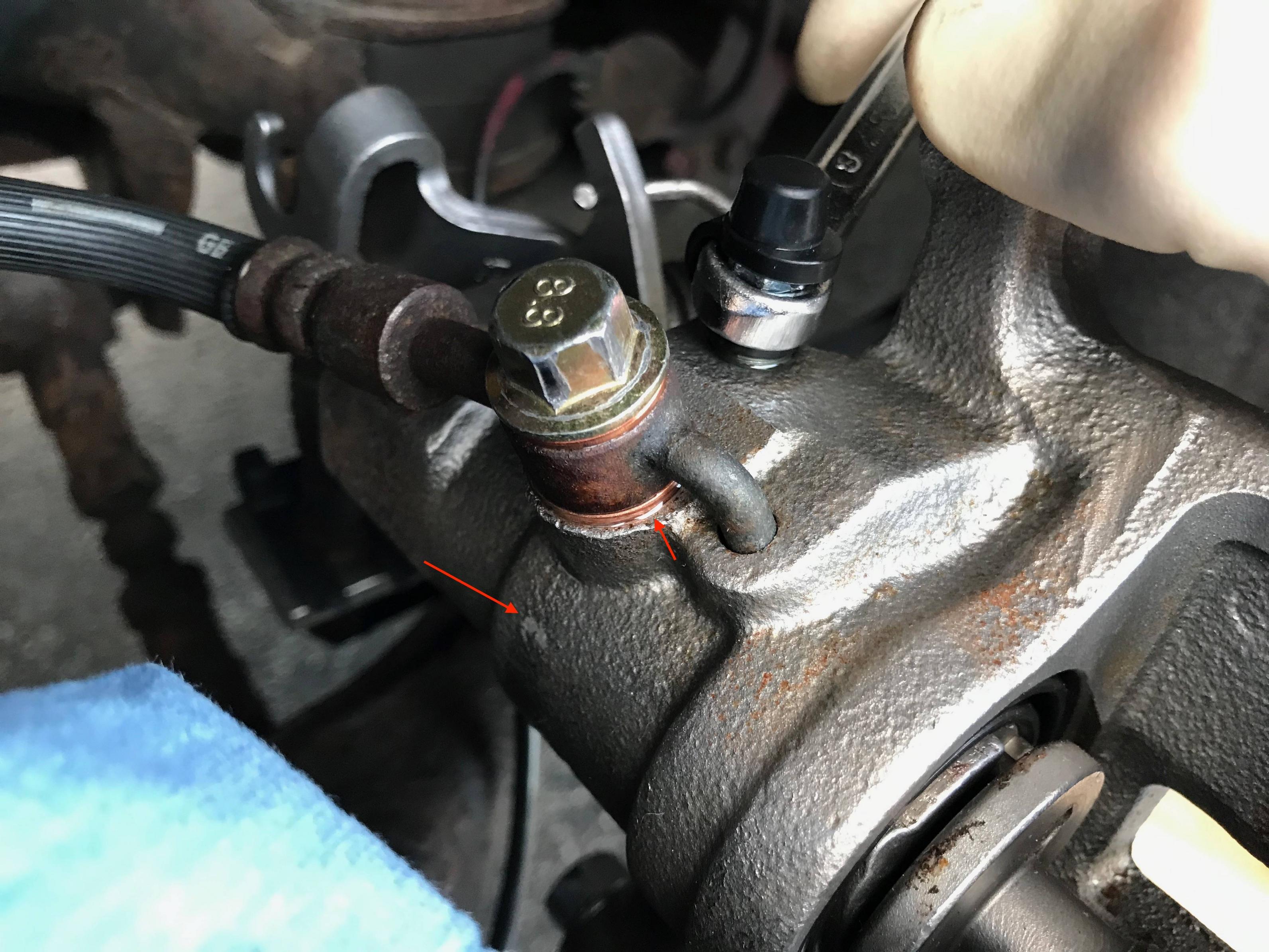 How To Fix Leaking Brake Caliper How to diagnose/repair a leak where the brake line feeds the caliper