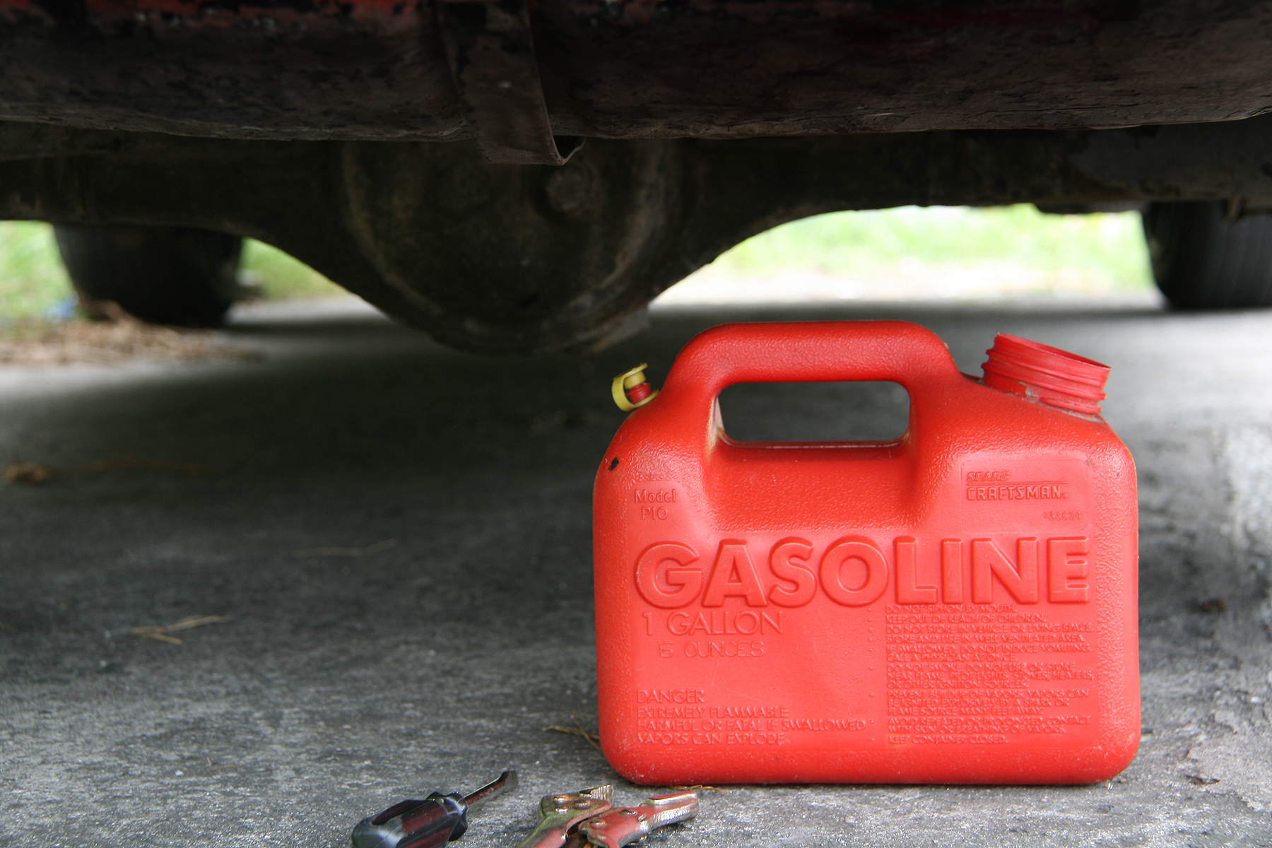 How To Drain Gasoline From Car How to Drain the Gas Tank of Your Car: 5 Steps (with Pictures)