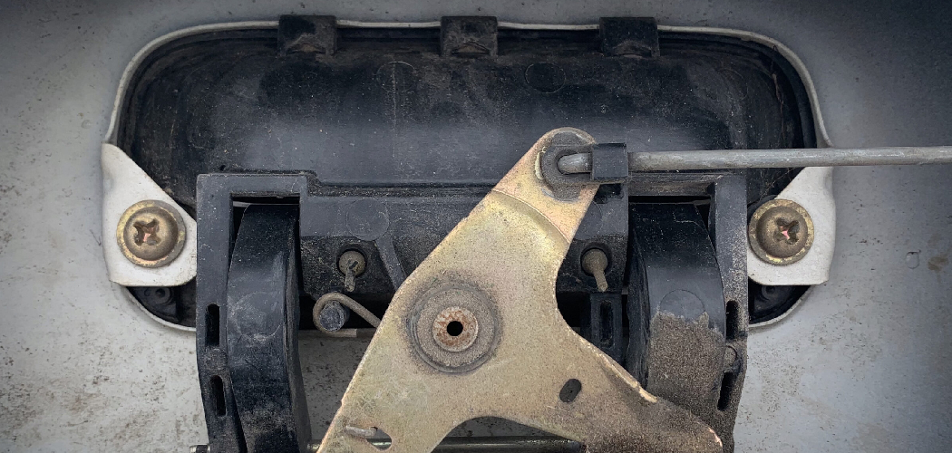 How To Fix The Tailgate Latch How to Fix Tailgate Latch | 6 Effective Steps (2025)