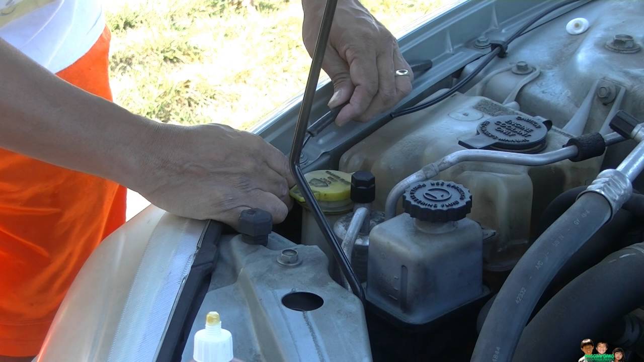 How To Unclog Windshield Wiper Fluid Hose