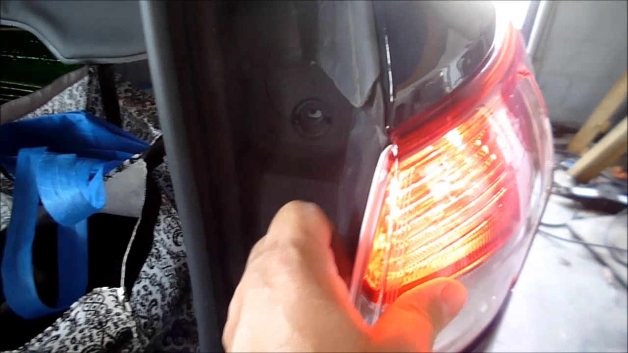 How To Remove The Tail Light How to Remove and Replace a Ford Escape Tail Light and bulb - YouTube