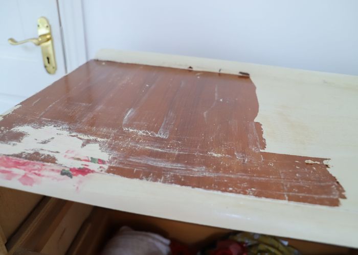 How To Take Off Chalk Paint How to Remove Chalk Paint from Wood [4 Effective Ways]