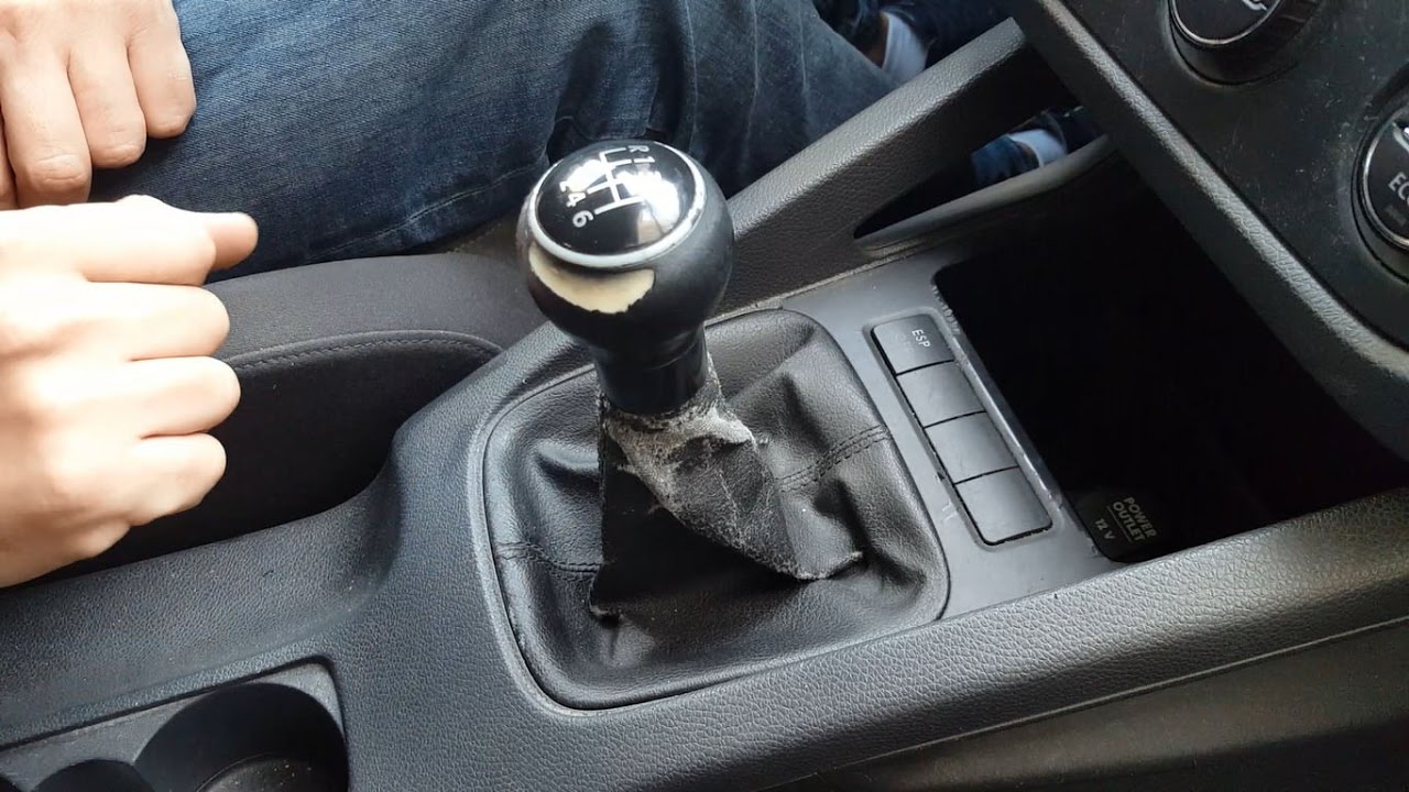 How To Remove Gear Shift Knob How to remove gear shift knob gaiter boot VW Golf Mk5, Jetta in 5