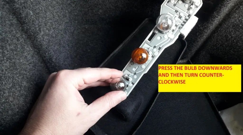 How To Remove Tail Light Assembly