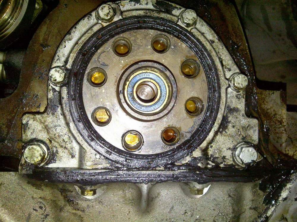 How To Remove Rear Main Seal