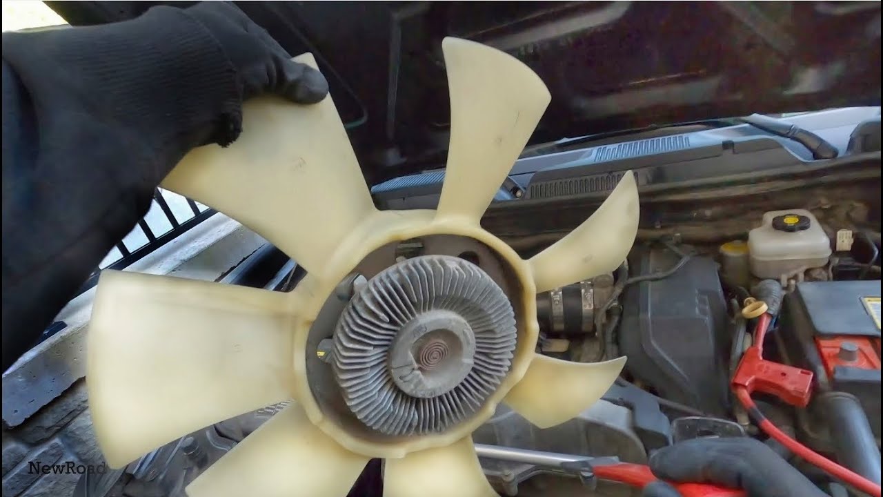 How To Replace A Fan Clutch How to Replace Fan Clutch in Chevrolet Colorado, GMC Canyon and Hummer
