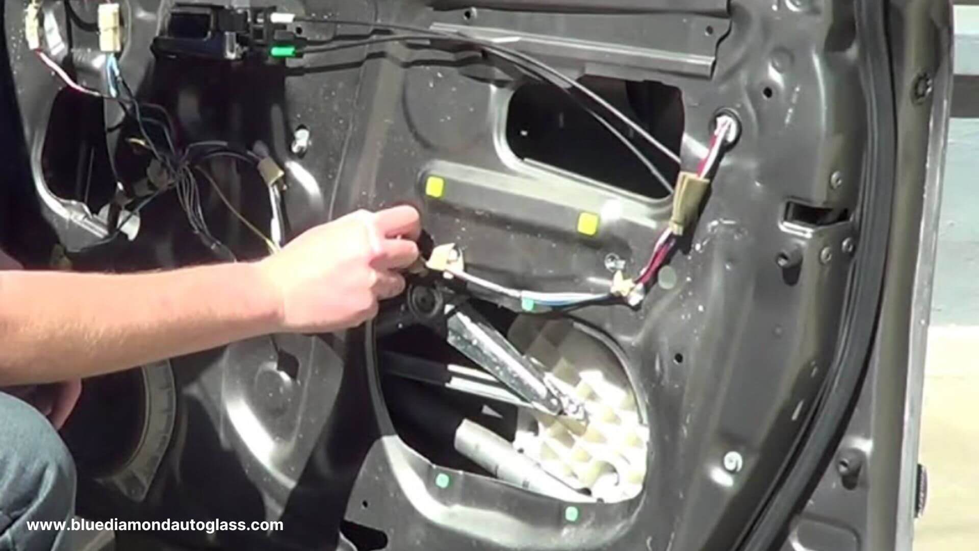 How To Replace A Window Regulator How to Replace Rear Window Regulator? - Step By Step Guide