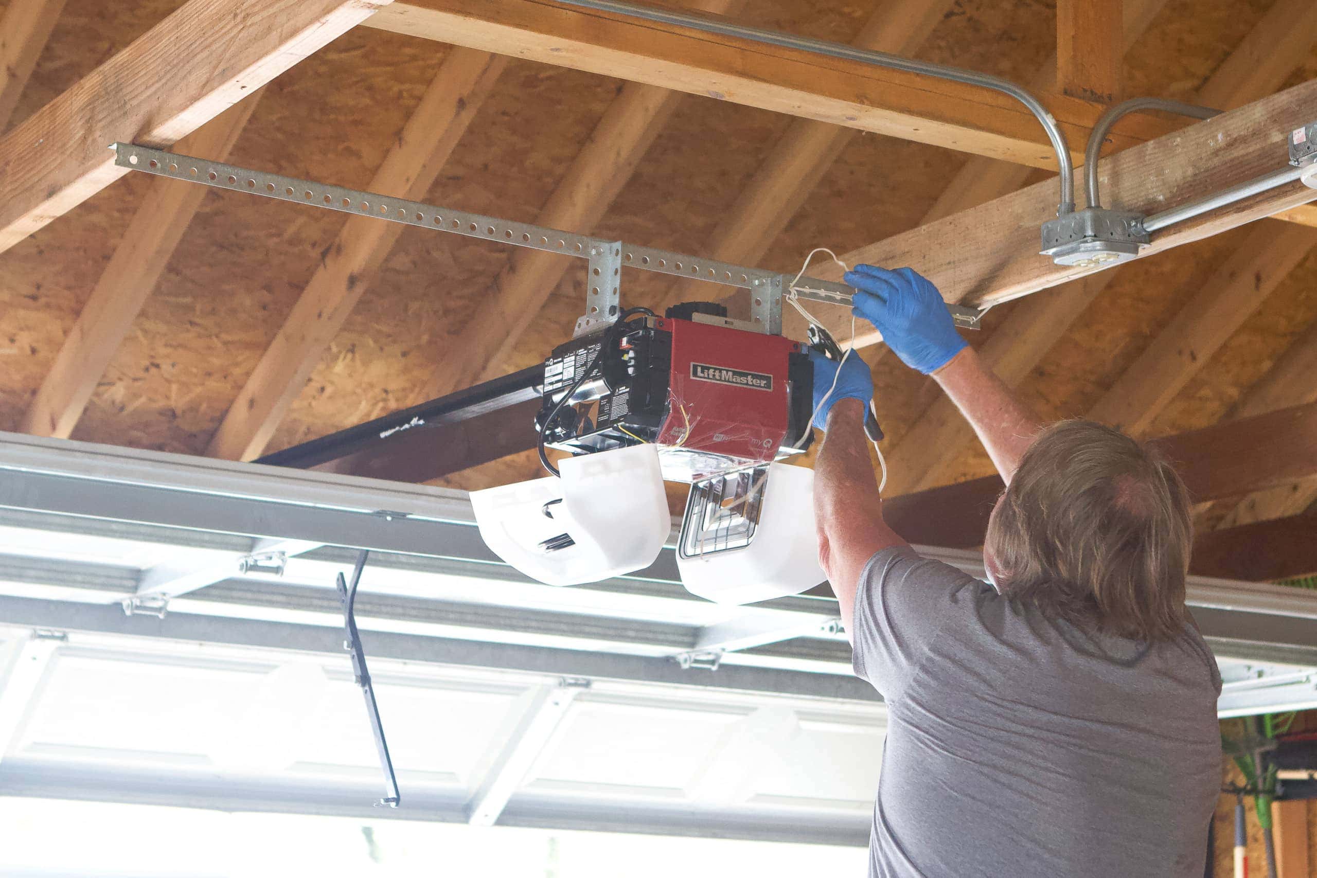 How To Set The Garage Door Opener