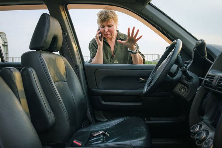 How To Unlock Nissan Rogue With Keys Inside How to Unlock Nissan Rogue With Keys Inside? - 9 Best Tips