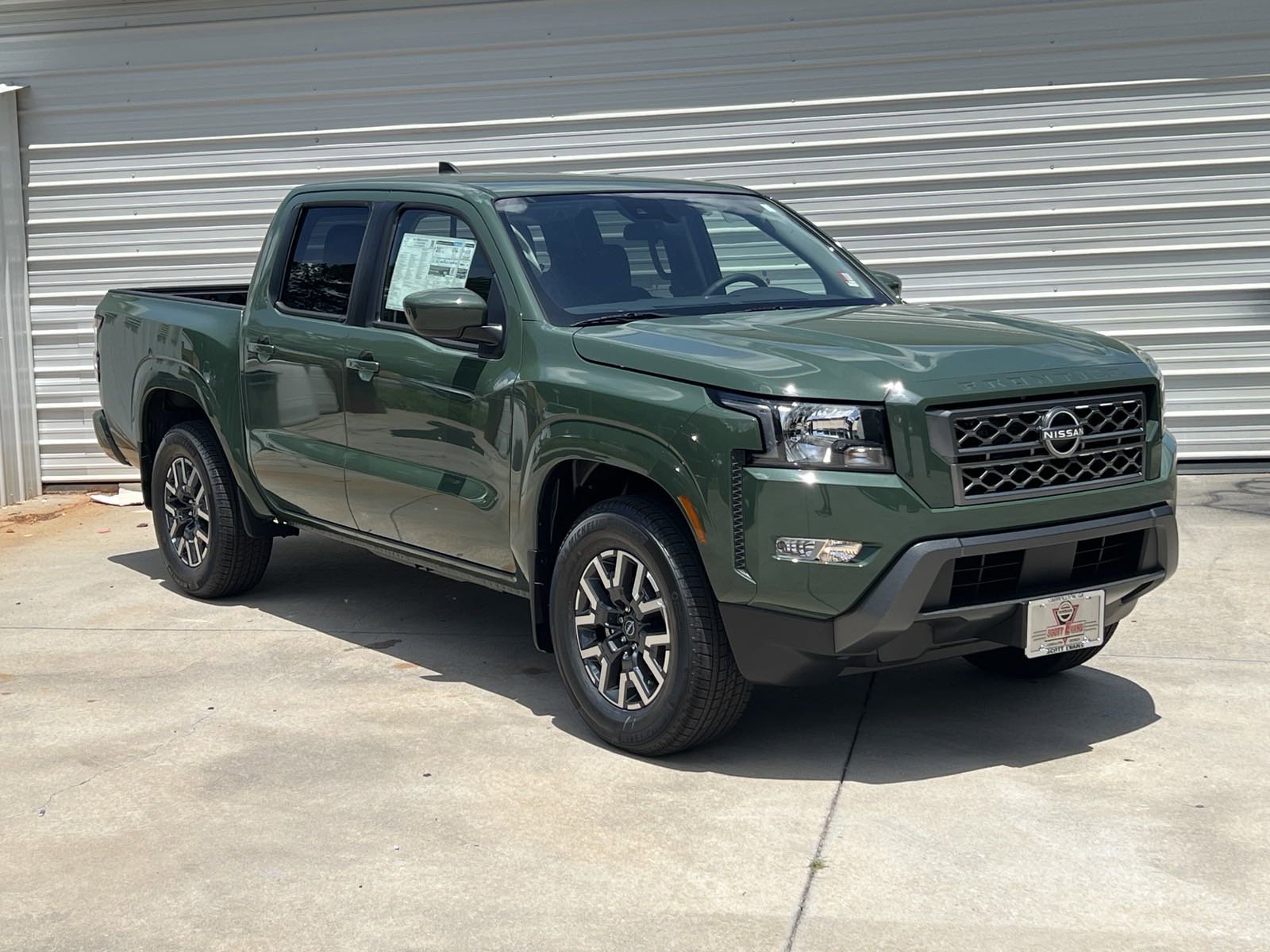 Elegant 2022 Nissan Frontier Green Photos