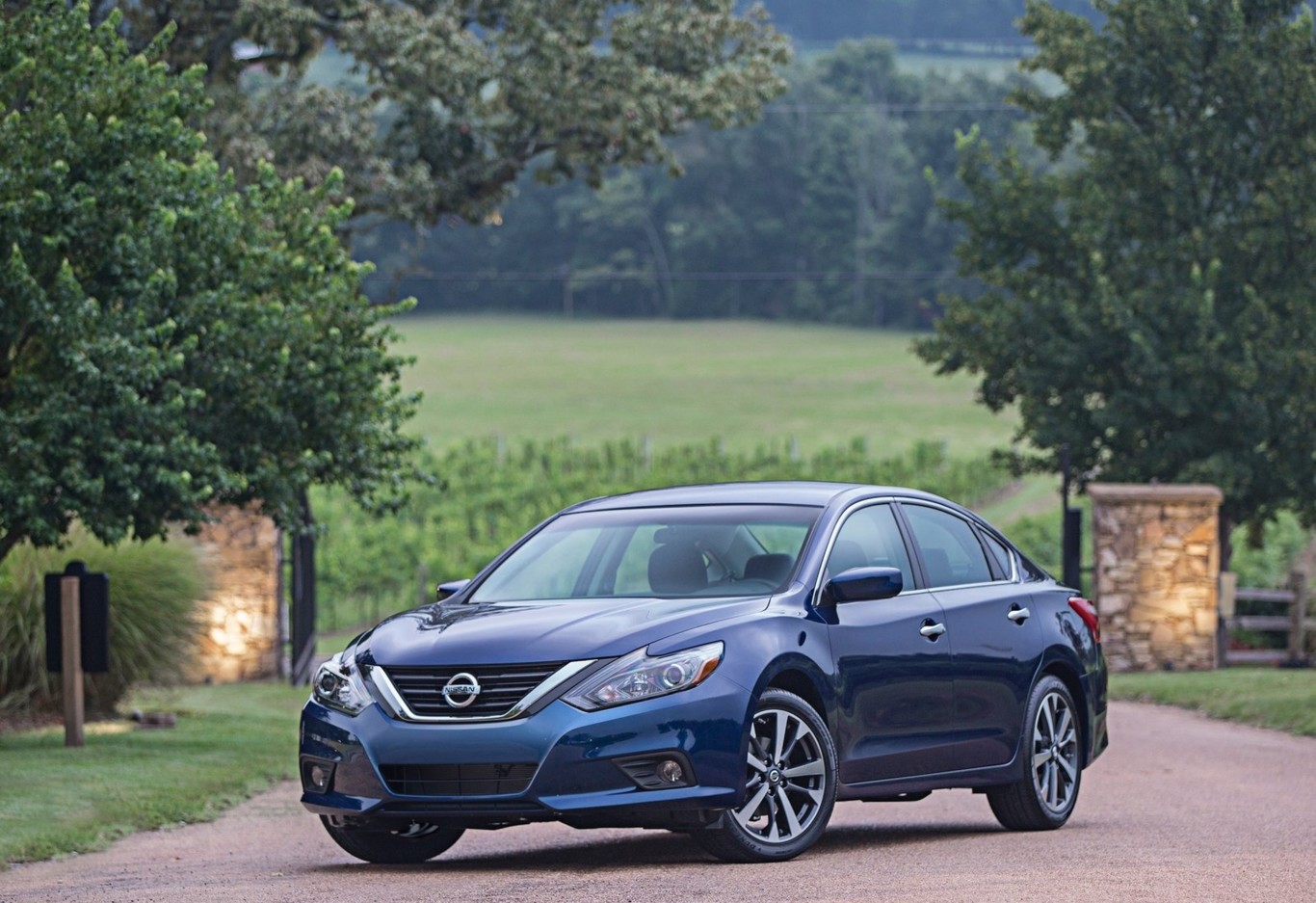 Altima 2017 Precio Libro Azul